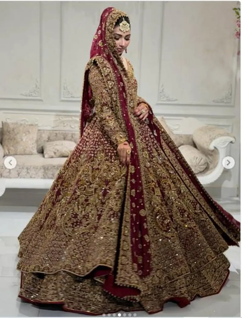 Maroon Heavy Bridal Lehenga - Image 5